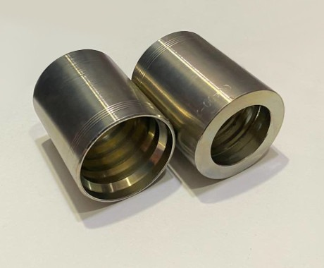 Муфта обжимная CCRVD1.1/4 (4SP/4SH) для РВД под шланг (1 1/4), сталь